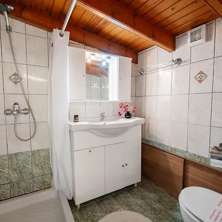 Liston Apartmán *
