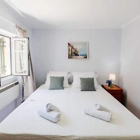 Liston Apartmán